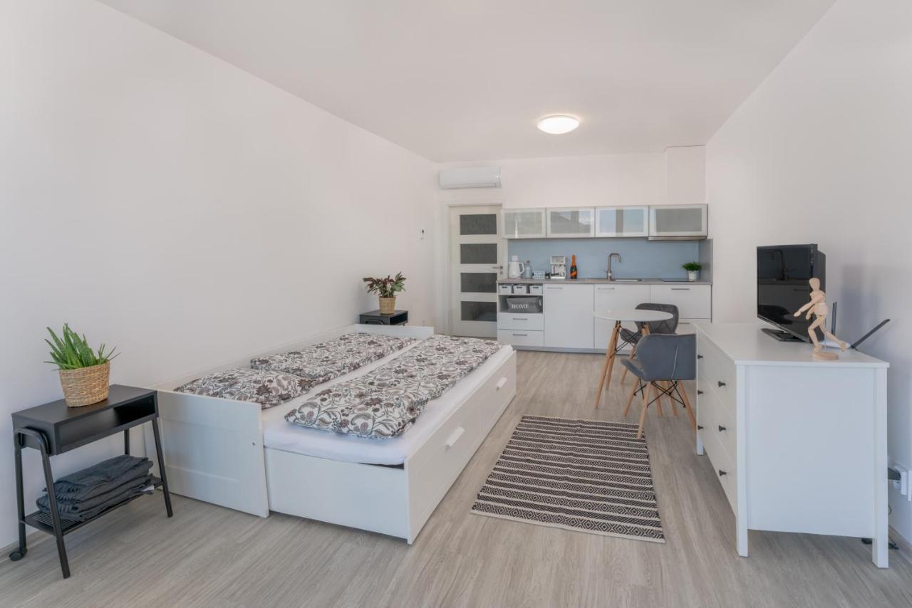 Apartman Santovka Apartment Olomouc Ngoại thất bức ảnh